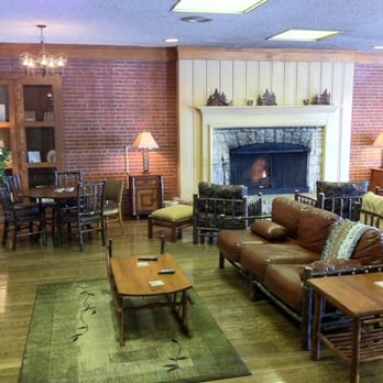 Falls Restaurant at Clifty Inn - waiting area - American Near Me - Madison, Indiana