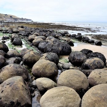 Bowling Ball Beach - Beaches Near Me - Point Arena, California