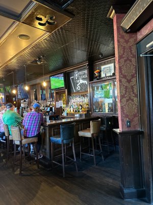 Rí Rá Irish Pub & Restaurant by null