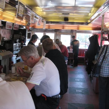 Agawam Diner - Diners Near Me - Rowley, Massachusetts