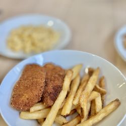 IKEA Restaurant - Chicken tenders w fries Side