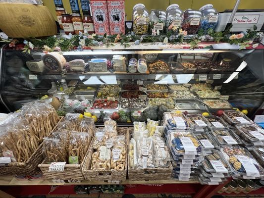 Vito's & Son Italian Deli by null