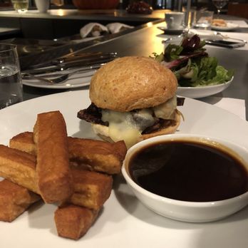 Monarque - Short rib sandwich - Brasseries Near Me - Montreal, Quebec