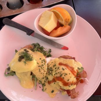Broken Yolk Cafe - Golden State Benedict/smoked salmon Benedict - Breakfast & Brunch Near Me - Costa Mesa, California