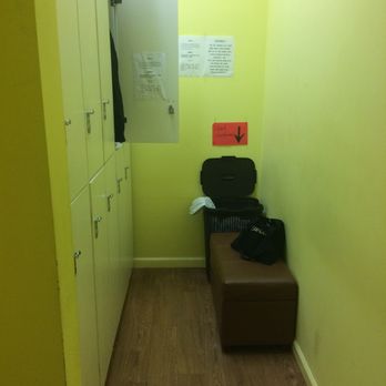 Best Spa - Women's locker room. You can put the used uniform afterwards in that bin. - Day Spas Near Me - Flushing, New York Best Spa - Women's locker room. You can put the used uniform afterwards in that bin. - Day Spas Near Me - Flushing, New York