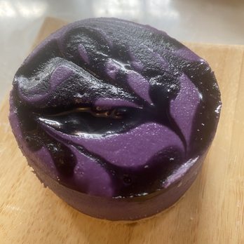 Hood Famous - Their signature Ube cheesecakes always delivers! - Cafes Near Me - Seattle, Washington Hood Famous - Their signature Ube cheesecakes always delivers! - Cafes Near Me - Seattle, Washington