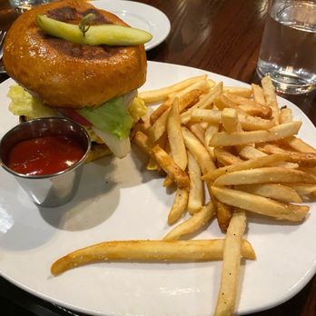 Grille on Main - Hand-Pressed Black Angus Burger - Seafood Near Me - Huntsville, Alabama Grille on Main - Hand-Pressed Black Angus Burger - Seafood Near Me - Huntsville, Alabama
