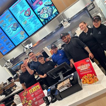 Pei Wei Asian Kitchen - Chinese Near Me - Mansfield, Texas