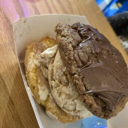 Cookie Butter Ice Cream