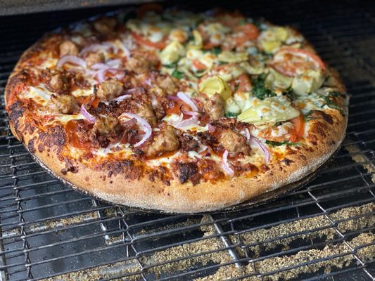 Leonardo's Pizza by null