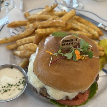 Sweet Maple - Vermont cheeseburger - Breakfast & Brunch Near Me - Cupertino, California Sweet Maple - Vermont cheeseburger - Breakfast & Brunch Near Me - Cupertino, California