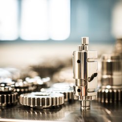 L.I. Racing - Polished transmission components