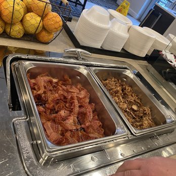 Homewood Suites by Hilton Worcester - breakfast - Hotels Near Me - Worcester, Massachusetts Homewood Suites by Hilton Worcester - breakfast - Hotels Near Me - Worcester, Massachusetts