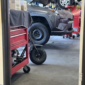 Ken's Quality Auto Repair - Auto Repair Near Me - Thousand Oaks, California Ken's Quality Auto Repair - Auto Repair Near Me - Thousand Oaks, California