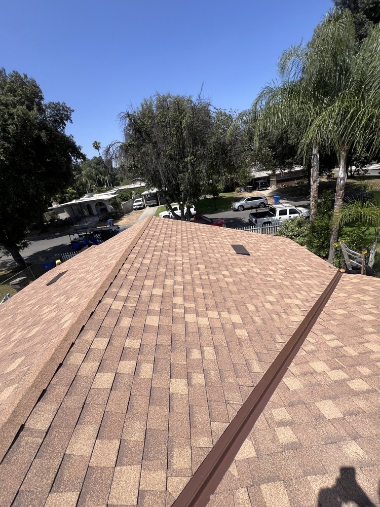Slide of J & R Elite Roofing
