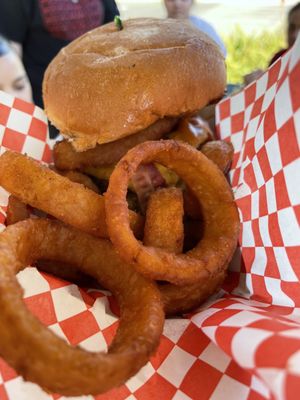 Teddy's Bigger Burgers by null