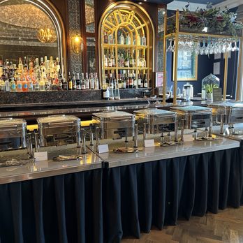 The Clermont Charing Cross - Breakfast Buffet - Hotels Near Me - London, XGL