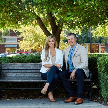 Lyndzie Stroble -Three Vine Group -Compass - Real Estate Agents Near Me - Southlake, Texas Lyndzie Stroble -Three Vine Group -Compass - Real Estate Agents Near Me - Southlake, Texas