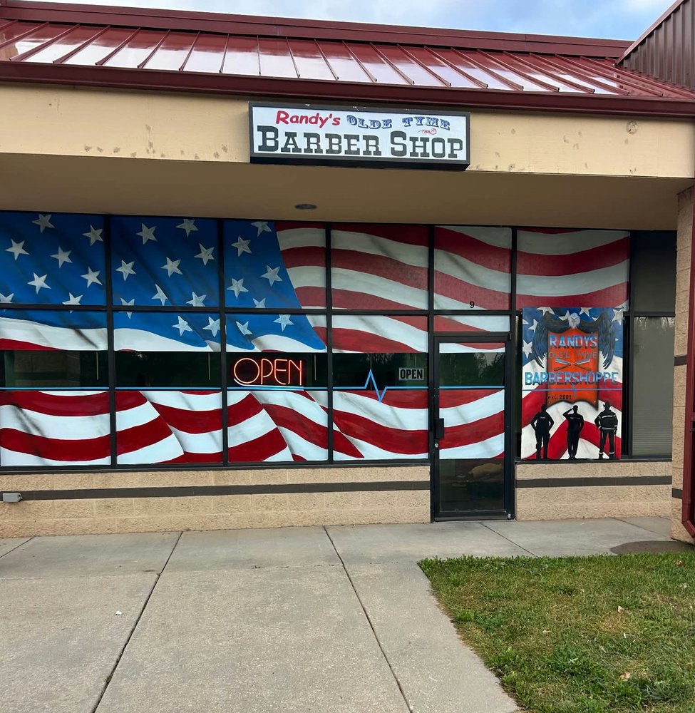 Randy's Olde Tyme Barber Shop Logo