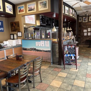 WoodBarn BBQ - Barbeque Near Me - Queen Creek, Arizona