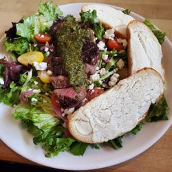 Moxies Kanata Restaurant - Chimichurri steak salad