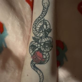 Artisic Precision Studio - snake and rose tattoo - Tattoo Near Me - San Antonio, Texas