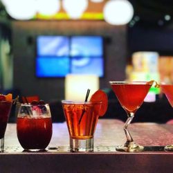 W XYZ Bar