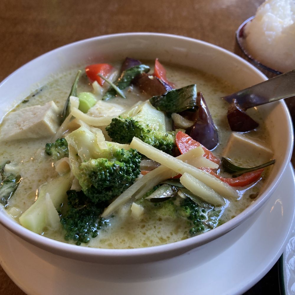 Chan Chao Thai Restaurant - Green Curry - Thai Near Me - Petaluma, California Chan Chao Thai Restaurant - Green Curry - Thai Near Me - Petaluma, California