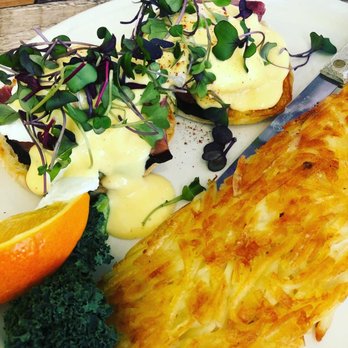 Eggscellent - Traditional Eggs Benedict with hasbrown. - Breakfast & Brunch Near Me - Las Vegas, Nevada