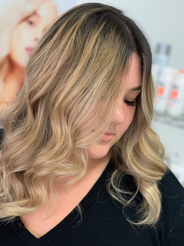 CHOA BELLA HAIR in 60 Belgrave St, Kempsey New South Wales, Australia