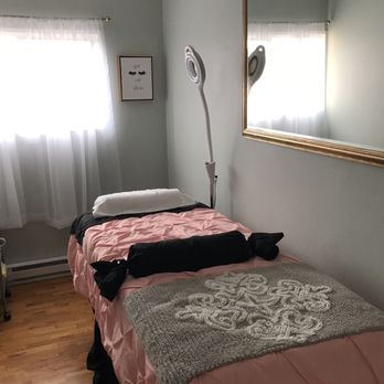 Buxom Lash Studio - The Studio - Eyelash Service Near Me - Seattle, Washington Buxom Lash Studio - The Studio - Eyelash Service Near Me - Seattle, Washington