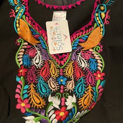 Solei Boutique - Bought this peacock tunic January 2022 from their online shop.