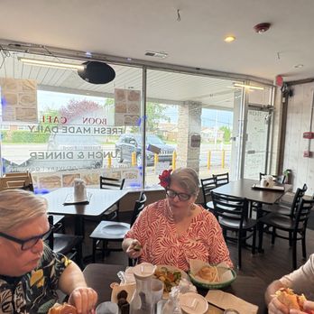 Boon Café - Burgers Near Me - Norridge, Illinois Boon Café - Burgers Near Me - Norridge, Illinois