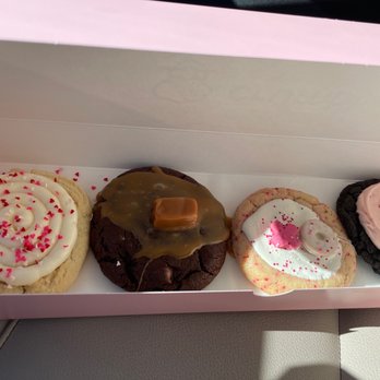 Crumbl - Ahwatukee - 4 Pack - Bakeries Near Me - Phoenix, Arizona Crumbl - Ahwatukee - 4 Pack - Bakeries Near Me - Phoenix, Arizona