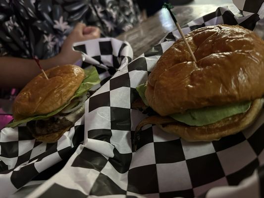 Ultimate Burger by null