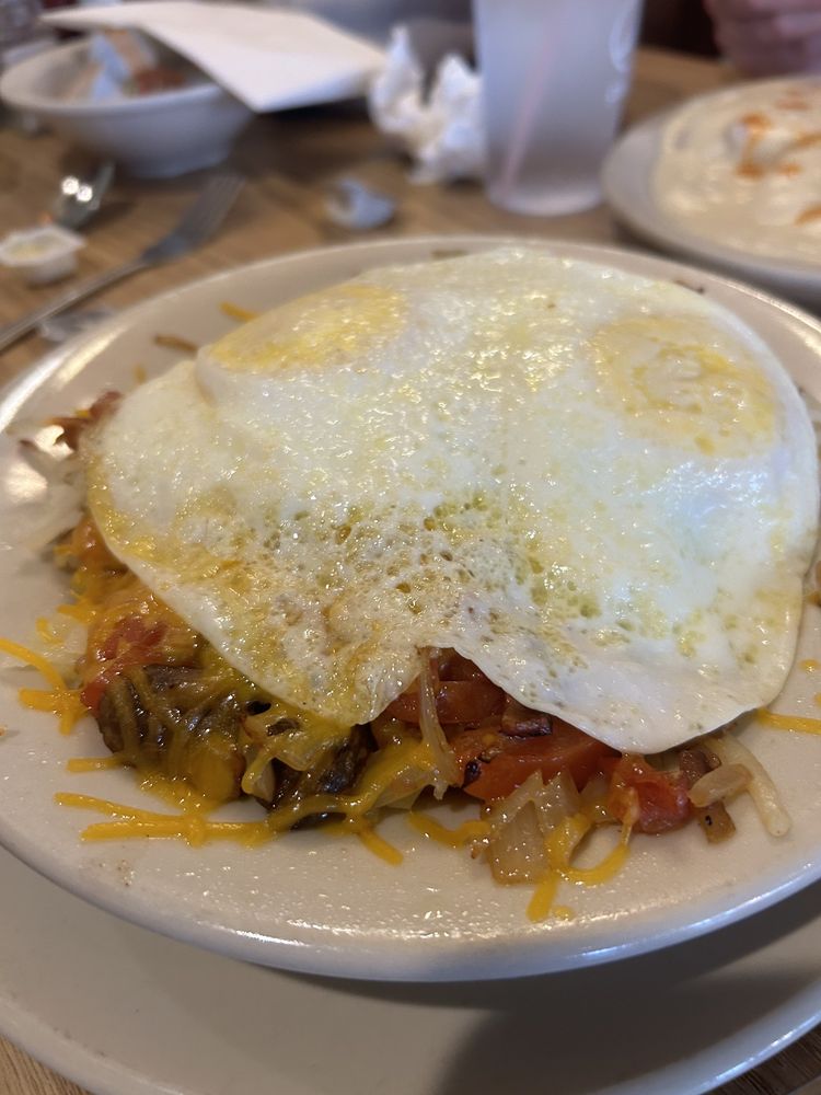 NIKARRY’S RESTAURANT Updated May 2024 68 Photos & 61 Reviews 1055