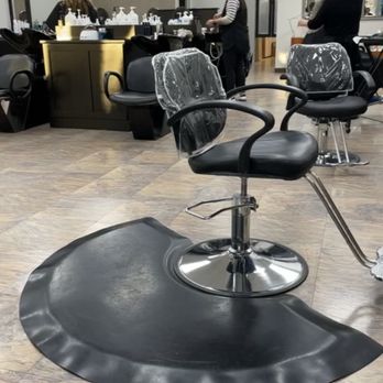 Genesis Full Service Salon - inside of salon - Hair Salons Near Me - Louisville, Kentucky Genesis Full Service Salon - inside of salon - Hair Salons Near Me - Louisville, Kentucky