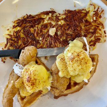 Broken Yolk Cafe - Chicken n waffles benedict - Breakfast & Brunch Near Me - Henderson, Nevada