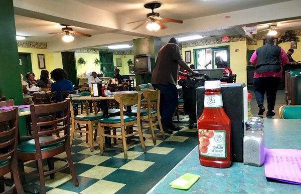 Davis Cafe by null