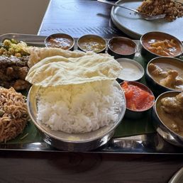 Non-Vegetarian Thali so good! Non-Vegetarian Thali so good!