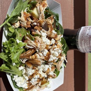 Cliff Hanger Cafe - Spinach salad - just okay - Sandwiches Near Me - La Jolla, California