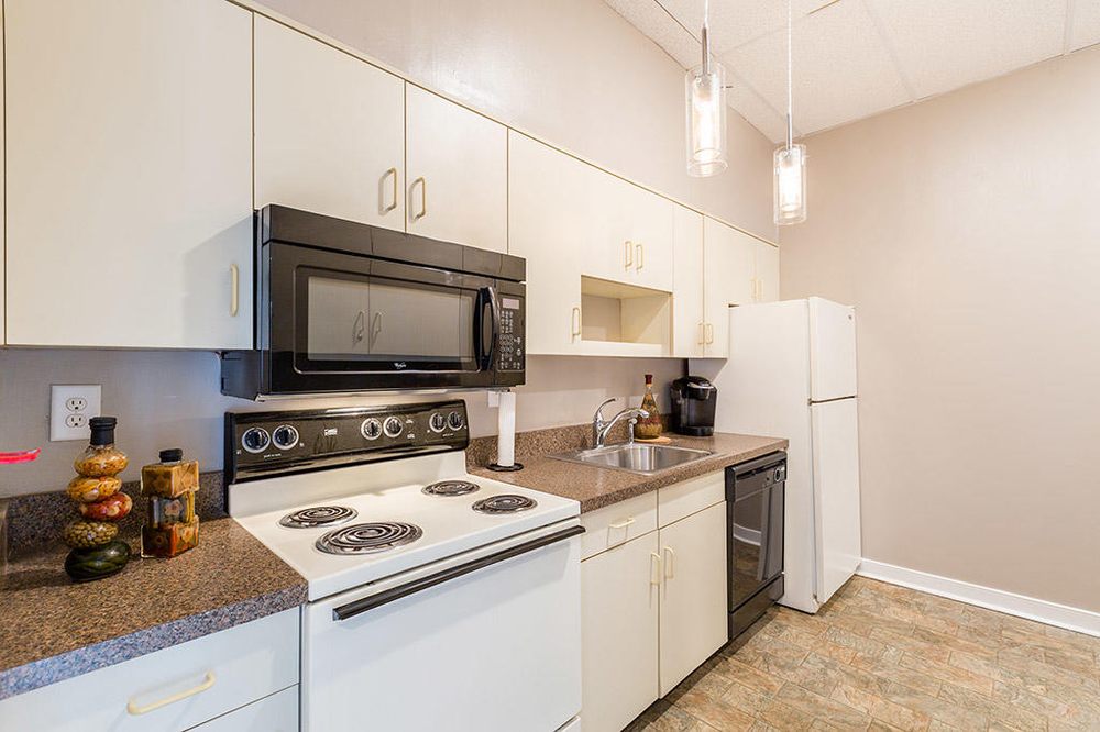 CABIN CREEK Updated August 2024 15 Photos 1233 Gaskins Rd, Henrico, Virginia Apartments