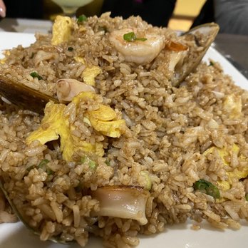 Julianna's Restaurant - Chaufa De Mariscos - Peruvian Near Me - Providence, Rhode Island