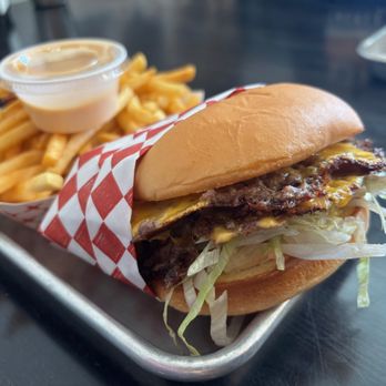 Americana - The OG. Look at those crispy, lacy edges on the patty! - Burgers Near Me - Bend, Oregon Americana - The OG. Look at those crispy, lacy edges on the patty! - Burgers Near Me - Bend, Oregon