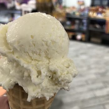 Diamonds Ice Cream - Ice Cream & Frozen Yogurt Near Me - Columbus, Ohio Diamonds Ice Cream - Ice Cream & Frozen Yogurt Near Me - Columbus, Ohio