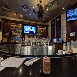 Joe Cain Cafe - Inside. The bar. Located in The Battle House Renaissance Mobile Hotel & Spa.