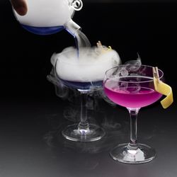 Peohe's - Bufferfly Effect- Casamigos Blanco Tequila, Combier Orange Liqueur, butterfly pea flower brew