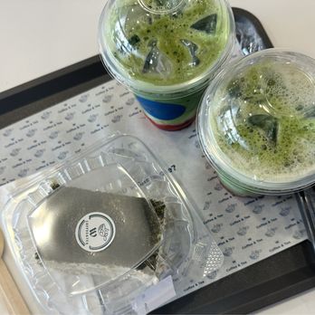 W Coffee & Tea - matcha tiramisu and iced strawberry matcha - Patisserie/Cake Shop Near Me - Niles, Illinois W Coffee & Tea - matcha tiramisu and iced strawberry matcha - Patisserie/Cake Shop Near Me - Niles, Illinois