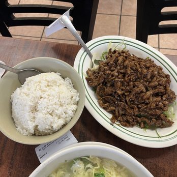 Golden Harbor Authentic Chinese Cuisine - 239. Shredded Peking Pork / 京醬肉絲 - Chinese Near Me - Champaign, Illinois