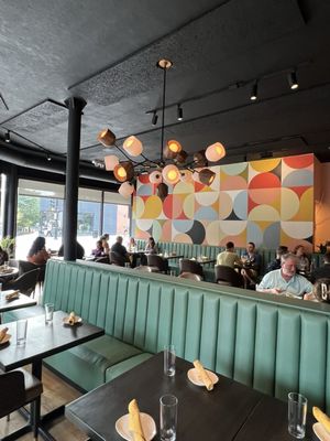 Felix: Modern American Dining by null